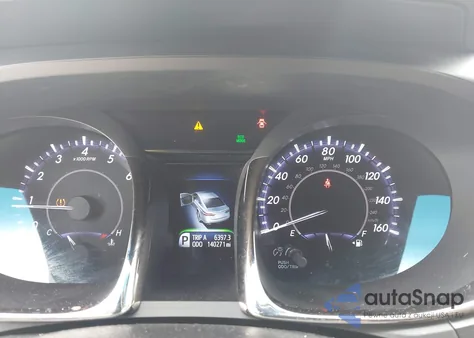 2014 Toyota Avalon Limited z USA, uszkodzony, nr VIN 4T1BK1EB7EU129917